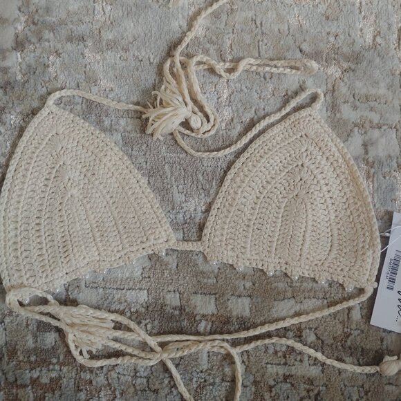 BRAND NEW Mykonos Crochet Bikini Top Size Medium - Picture 1 of 10
